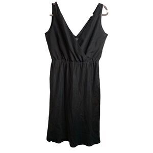 Banana Republic Black Silk Dress V-Neck Empire Waist Cocktail Dress Size 8